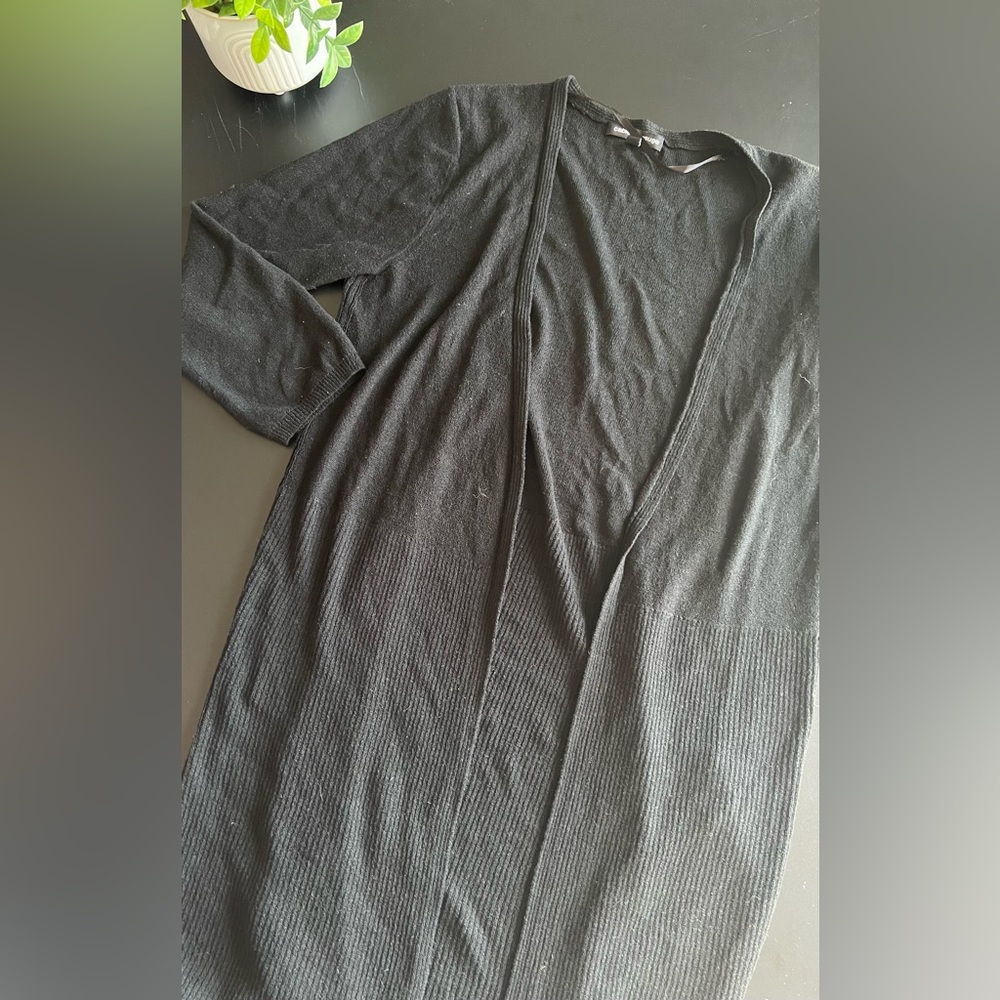Cable & Gauge Black Cardigan Size Medium GUC